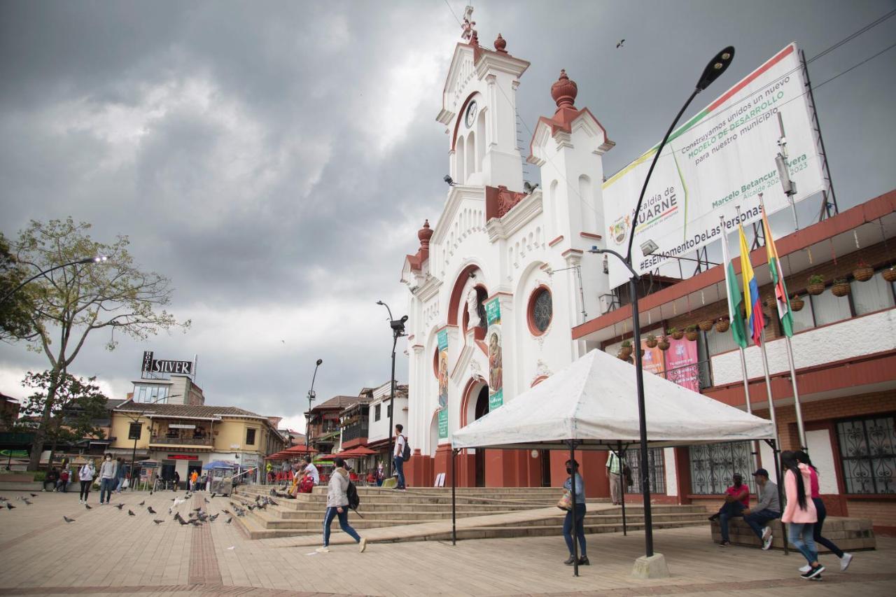 Hotel Silver Guarne Zewnętrze zdjęcie
